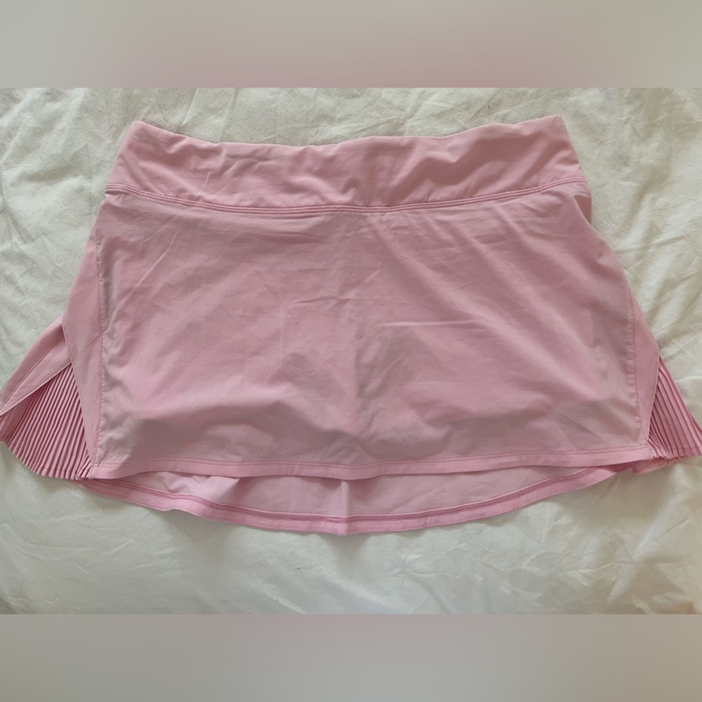 Play Off the Pleats Mid-Rise Skirt